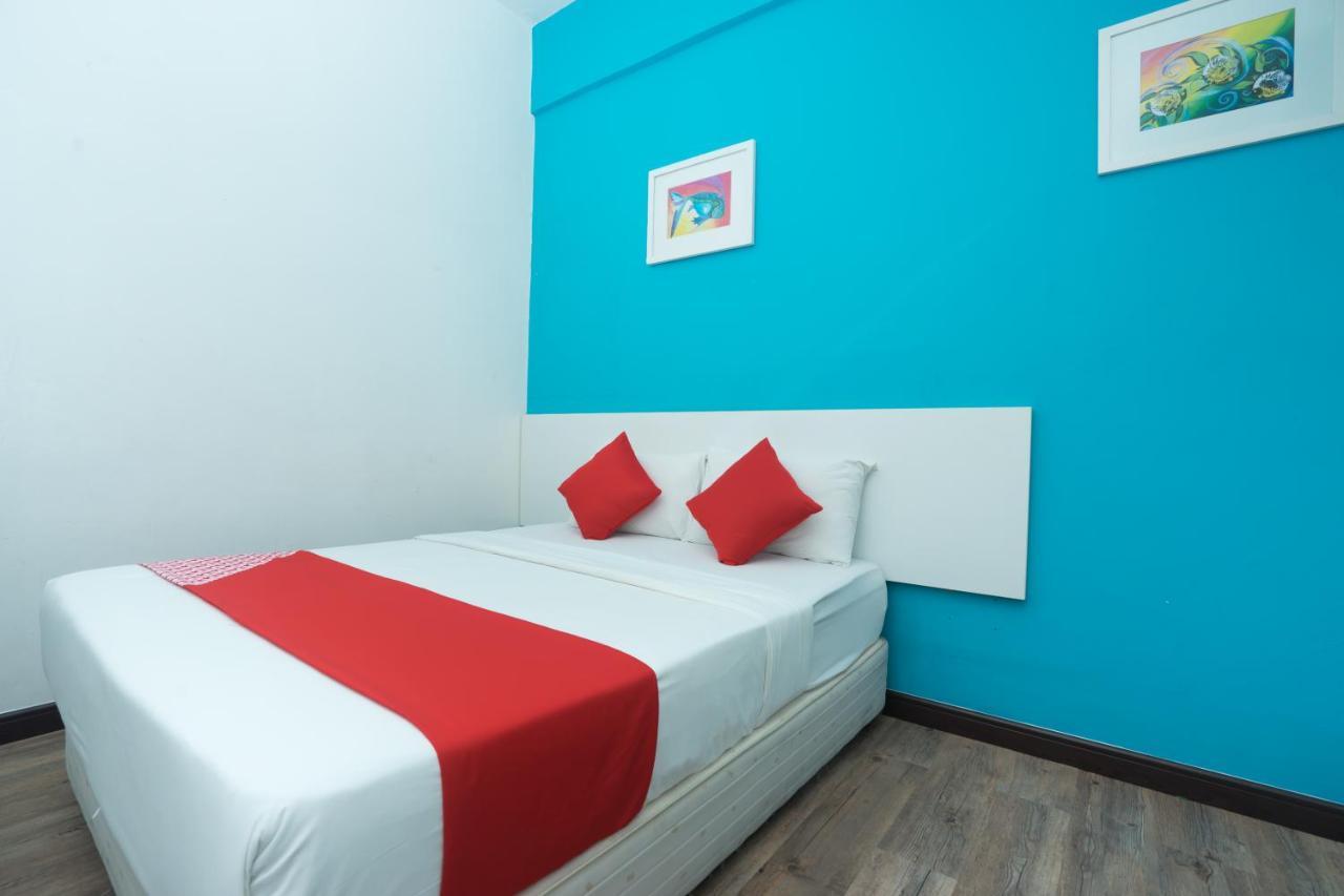 Capital O Ridel Hotel Kota Bharu Exterior photo