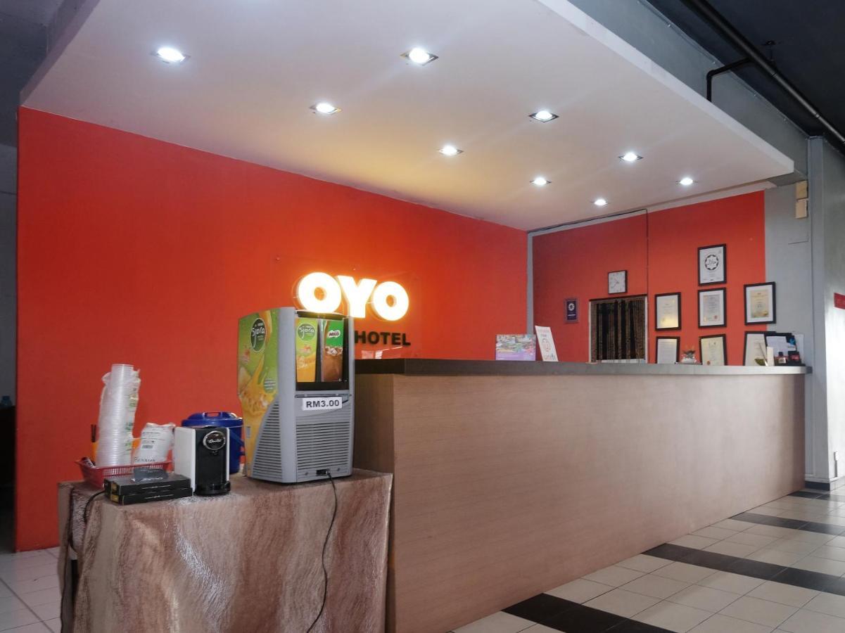 Capital O Ridel Hotel Kota Bharu Exterior photo